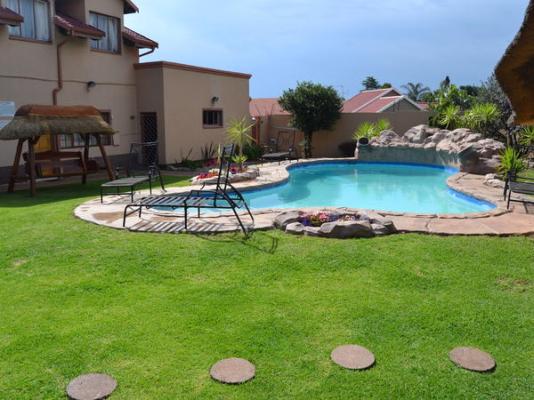 Augusta Villa St.Pio's Guest House - 256822