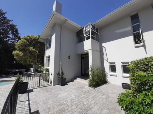 Oak Manor Boutique Guest House - 256841