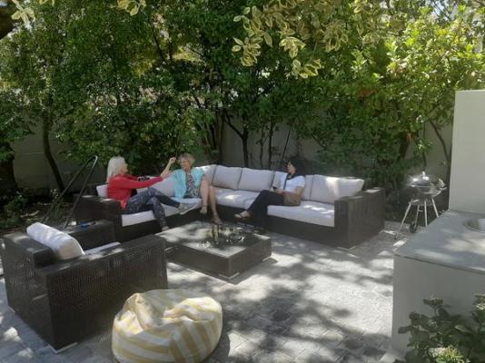 Oak Manor Boutique Guest House - 256842