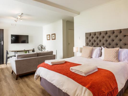 Oak Manor Boutique Guest House - 256871