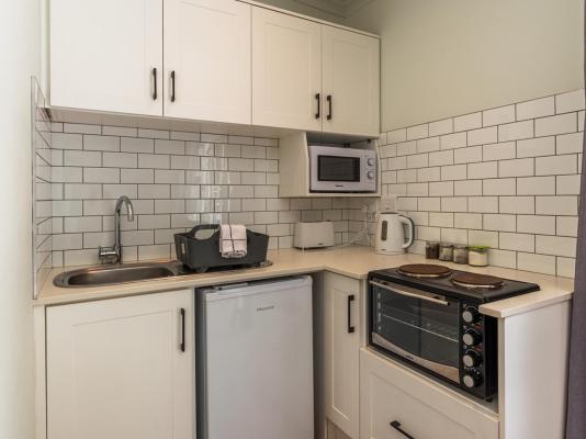 Oak Manor Boutique Guest House - 256895