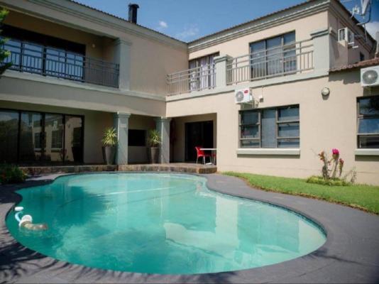 Castello Guesthouse - 256907