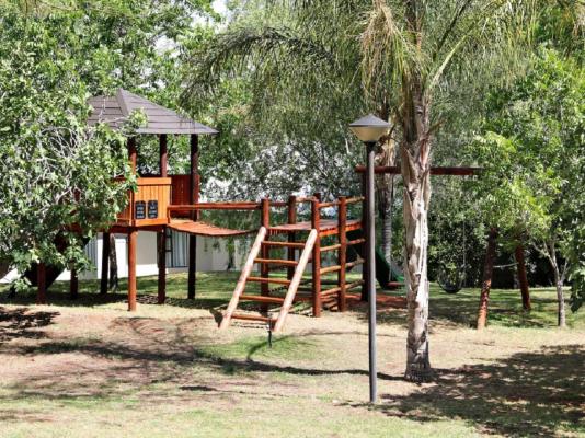 Browns Manor - 257064