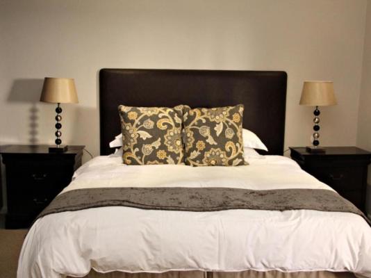 Browns Manor - 257115