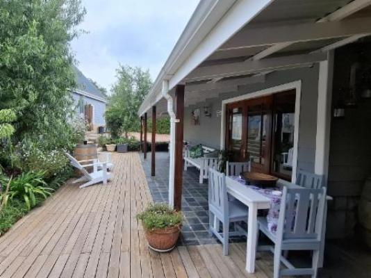 Gables B&B Guesthouse - Patio