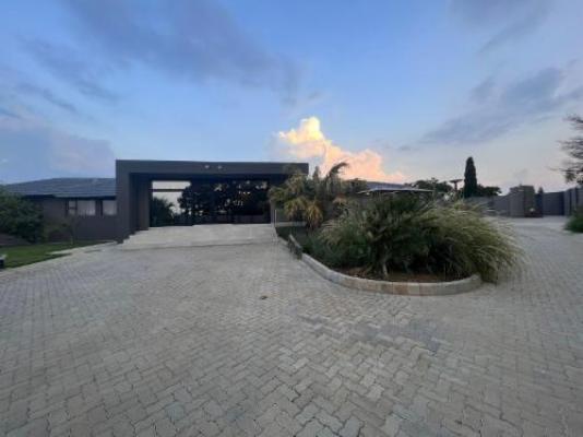 Coconut Lodge - Property / Building