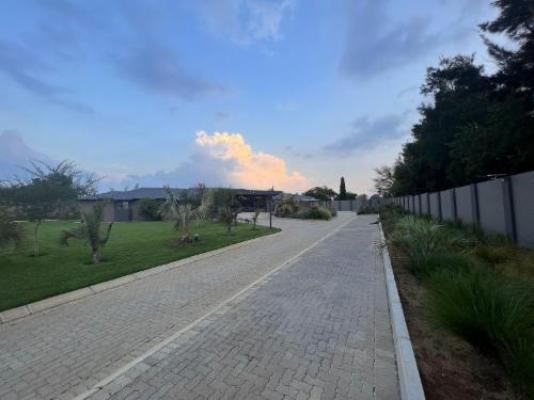 Coconut Lodge - Facade or entrance