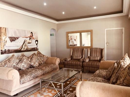 The Madam Herself B&B - 257532