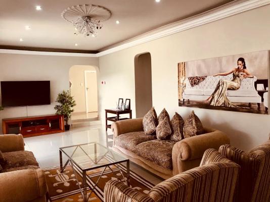 The Madam Herself B&B - 257533