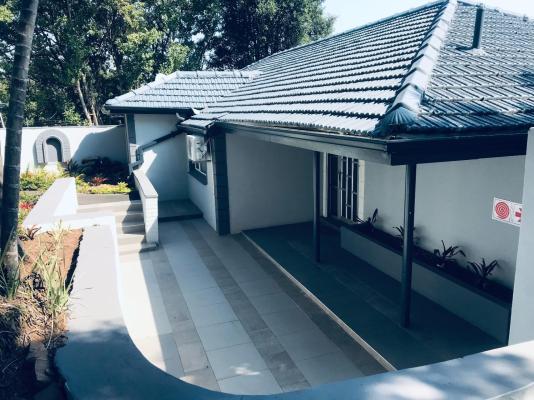 The Madam Herself B&B - 257536