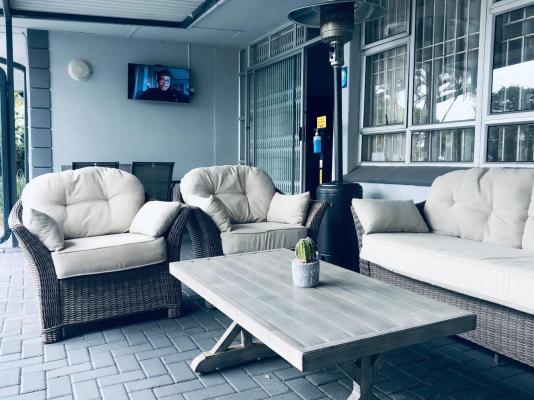 The Madam Herself B&B - 257543