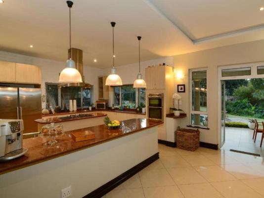 Sandown Guest House - 257563