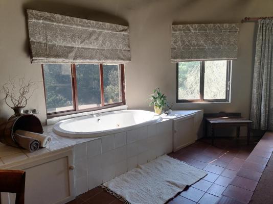 Hawklee Country House - 257786