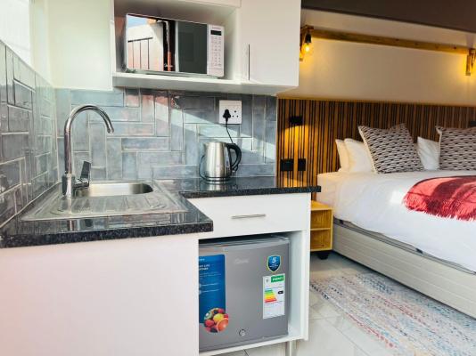 Stratfords Guesthouse - 257932