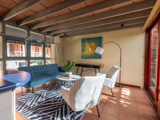 Stratfords Guesthouse - 257943