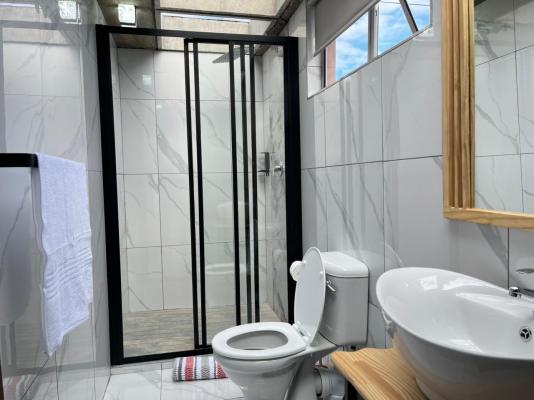 Stratfords Guesthouse - 257947