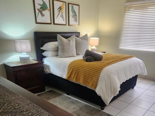 Hillton Manor Self-catering Accommodation - 258116