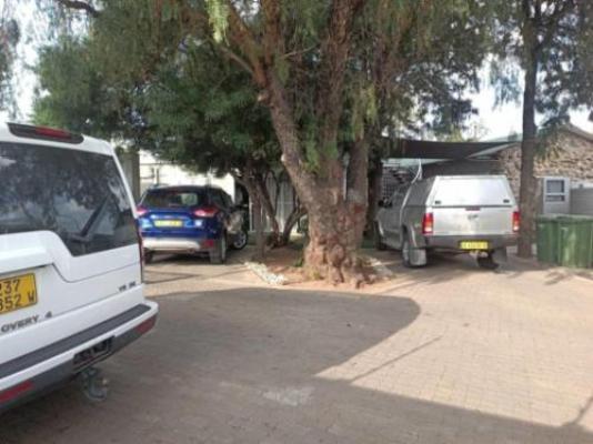 Bateleur Self Catering  - Facade or entrance