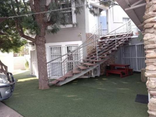 Bateleur Self Catering  - Property / Building