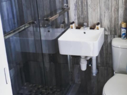 Bateleur Self Catering  - 258159