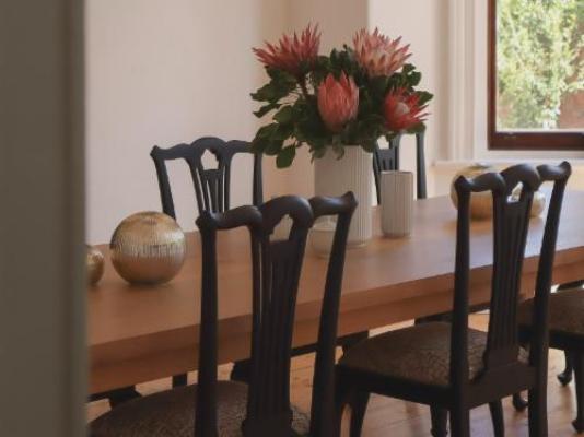The Alma House 1900 - Dining area