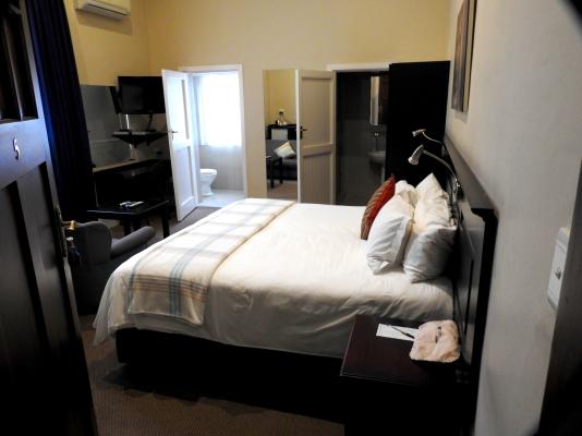 Albion Manor - 258512