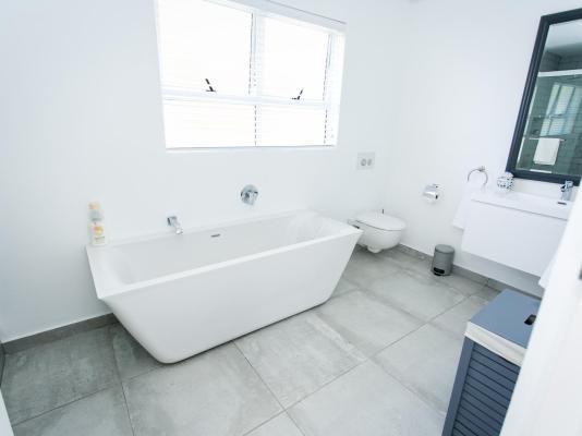 Burkleigh House - 258689