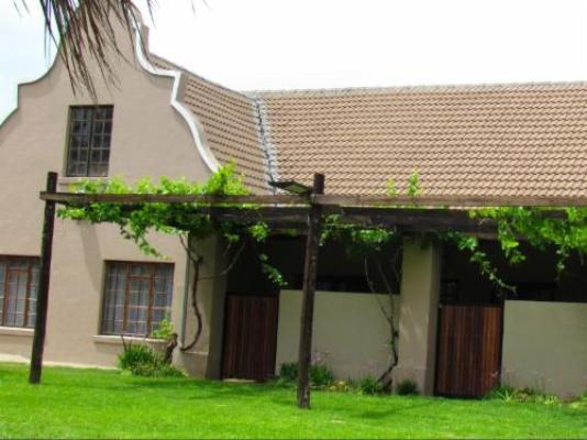 Rosendal Vryburg Guesthouse - Property / Building