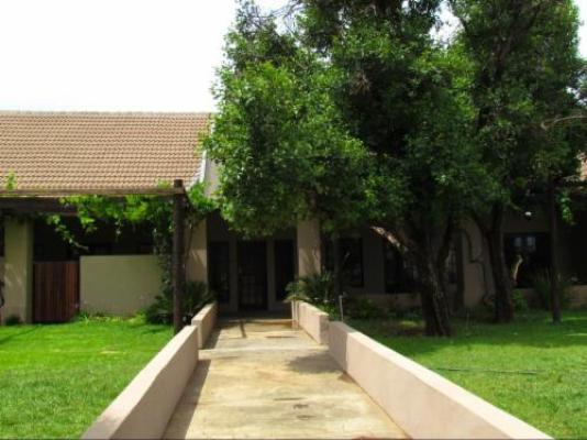 Rosendal Vryburg Guesthouse - Facade or entrance