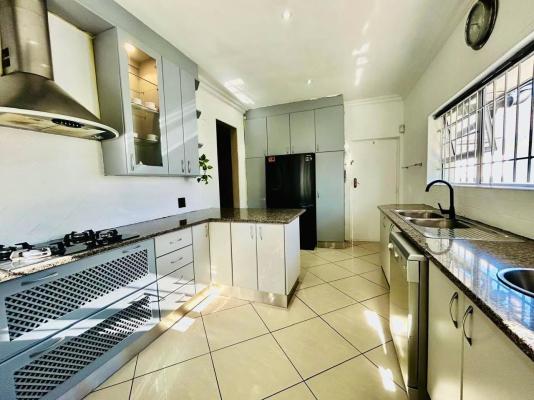 Lullaby Airbnb - 258785