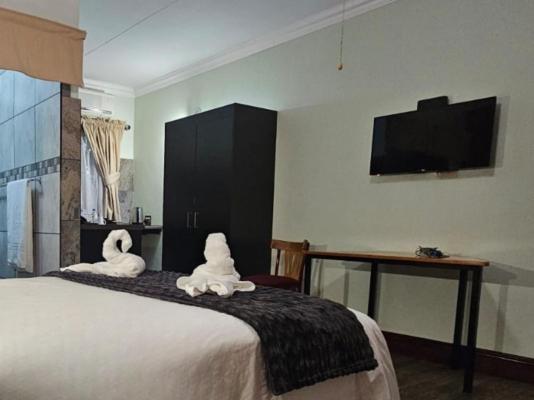 Golden Pillow - 259483