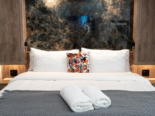 The Lombard Manor - 259614