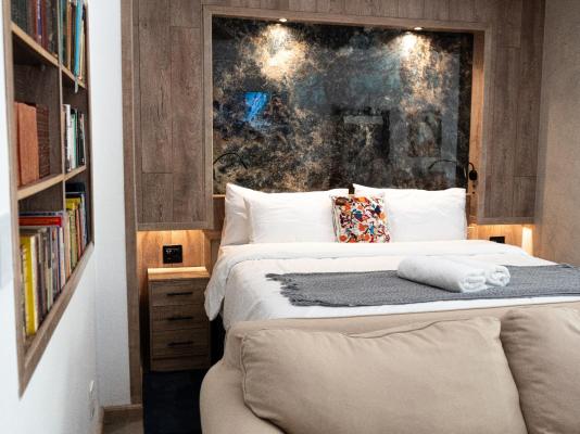 The Lombard Manor - 259621