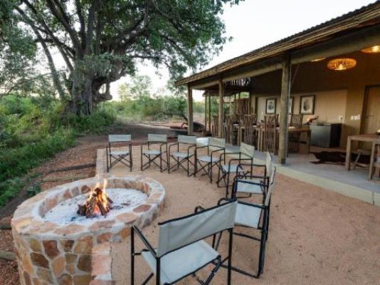 Nkuwa Wilderness Camp - Decorative detail