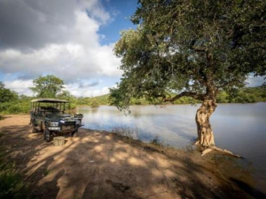 Nkuwa Wilderness Camp - Natural landscape