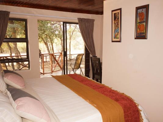 Kruger River Lodging - 259986