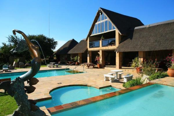 Misty Hills Country Hotel - 260115