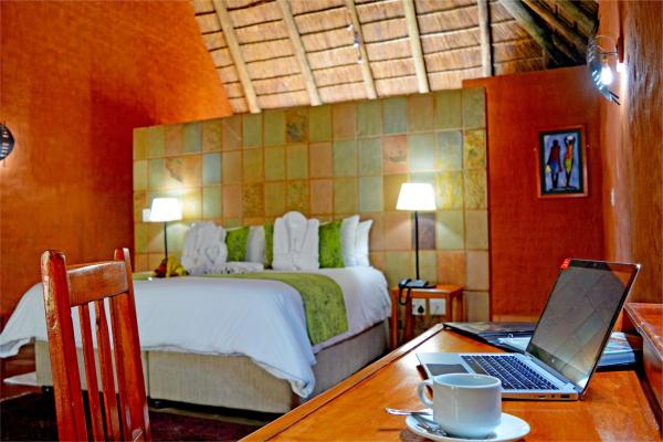 Misty Hills Country Hotel - 260134