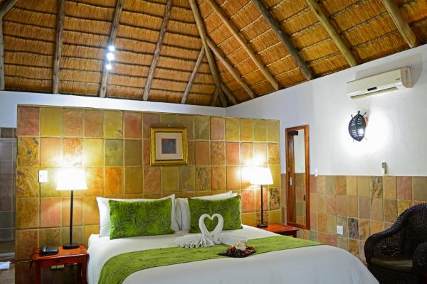 Misty Hills Country Hotel - 260138