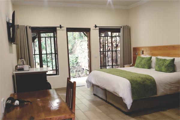 Misty Hills Country Hotel - 260140