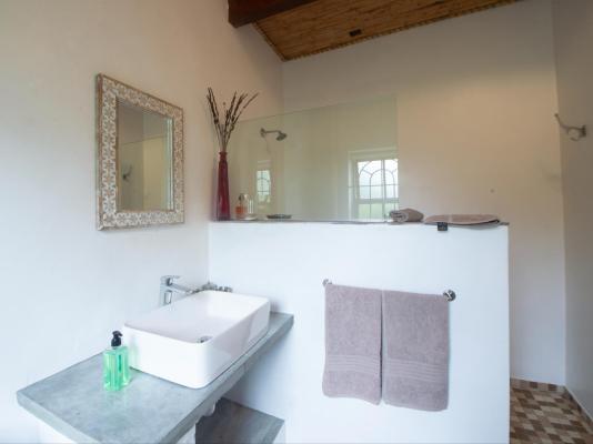 Room image 5