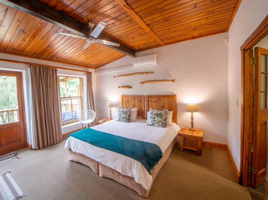 At the Woods Guest House - 260214