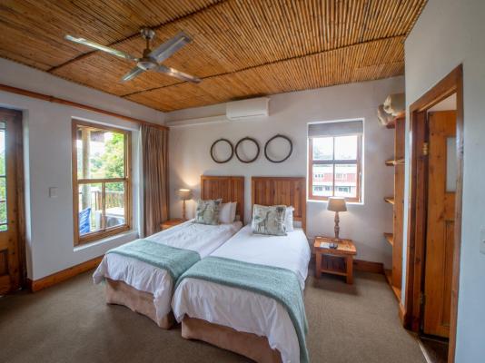 Room image 6