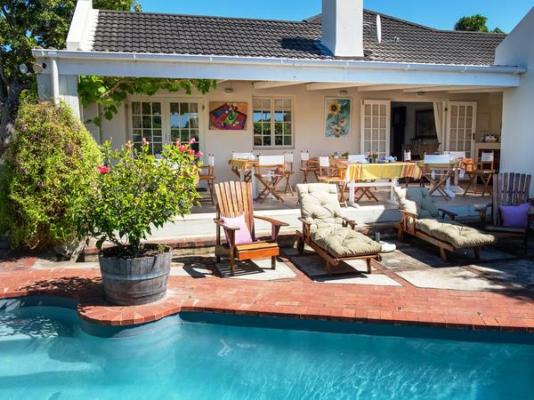 Cornerway House - 260224