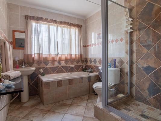 Elephant Coast Guesthouse - 260302