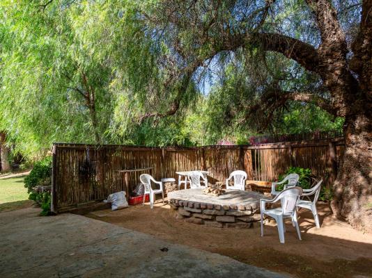 Bella de Karoo - 260323