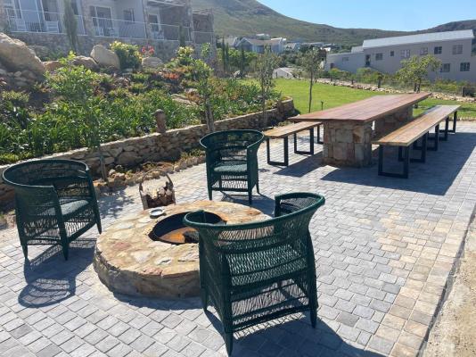 Whale Coast Luxury Suites - 260405