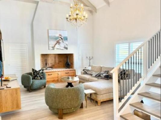 Luxe Pearl - Living Room