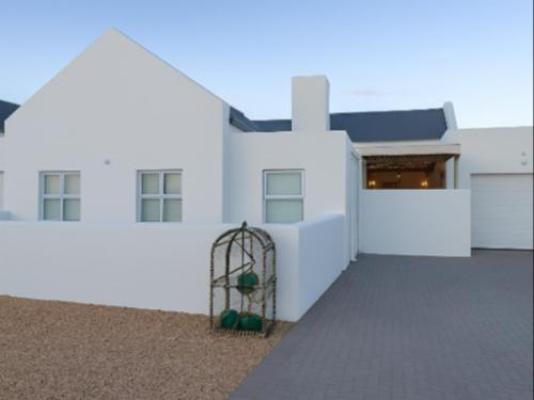 Luxe Pearl - Property / Building