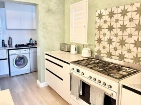 Luxe Pearl - Kitchenette